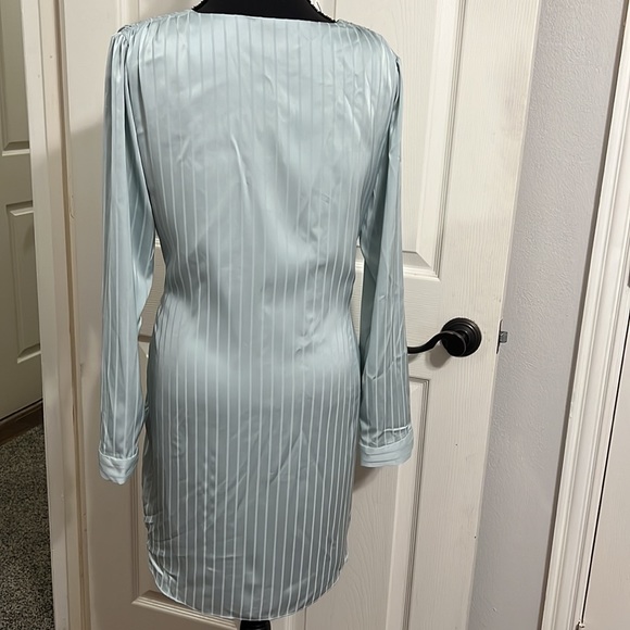 NWT Layden Beautiful Satin Stripe Long Sleeve Wrap Front Dress Mint Green Size S - Picture 4 of 13